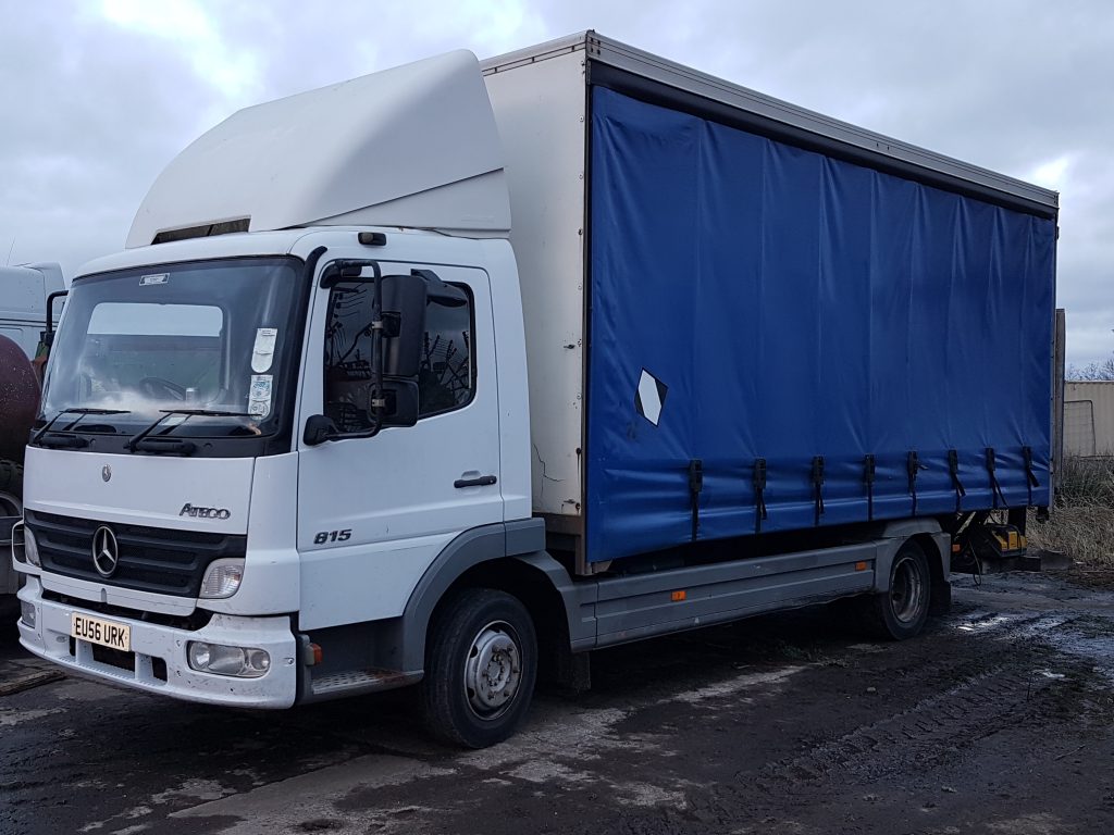 2006 Mercedes-Benz 815 Atego Curtainside Body and Taillift ...