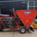 Bobman cubicle bedder scraper and brush