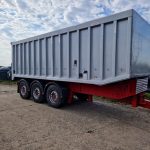 30 tonne alloy body trailer tri axle on air brakes . Roller over cover.