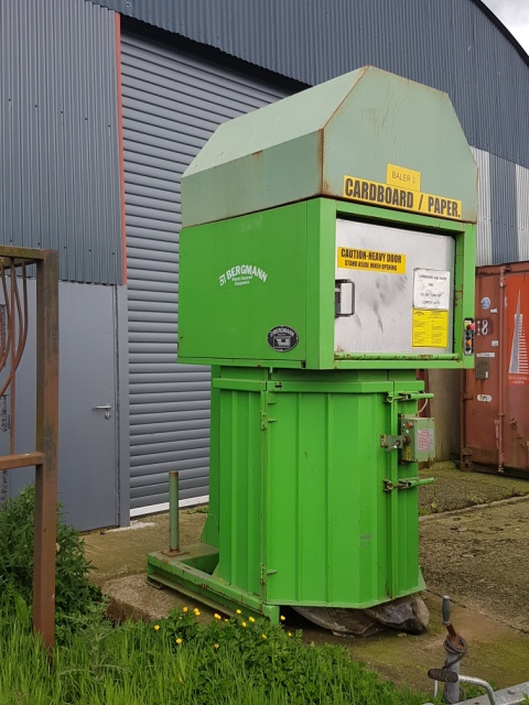 Bergmann-Cardboard-Baler.jpg Bergmann Cardboard Baler (Used) - Image 1